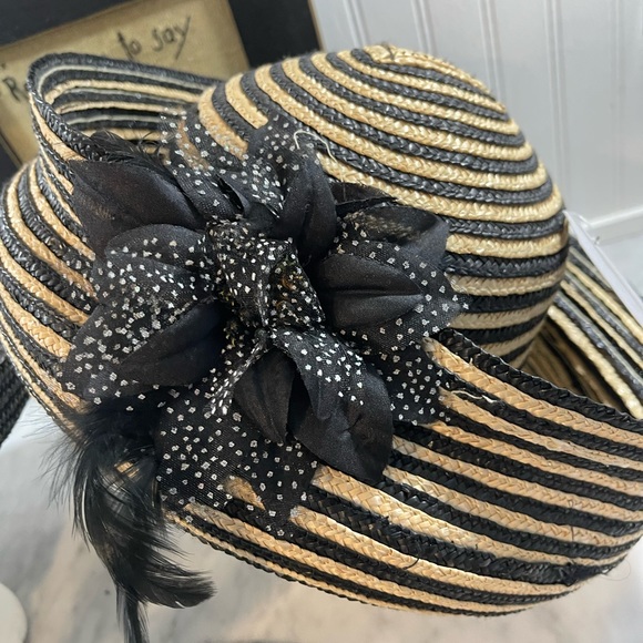 6 Kentucky Derby Hats - Picture 2 of 9